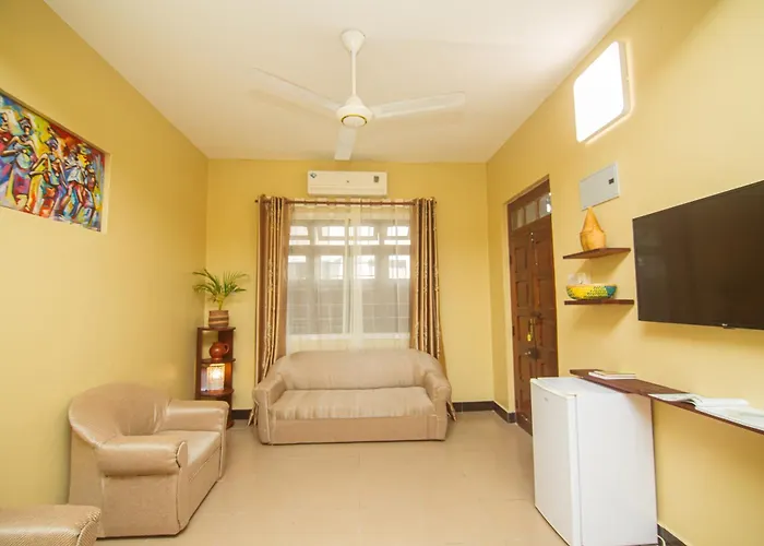 Nanasi Home